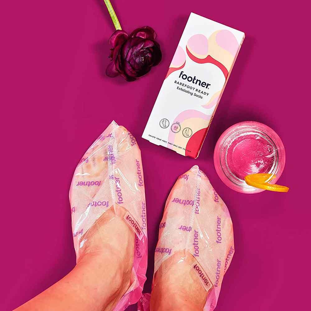Footner Exfoliating Foot Socks - Image 3