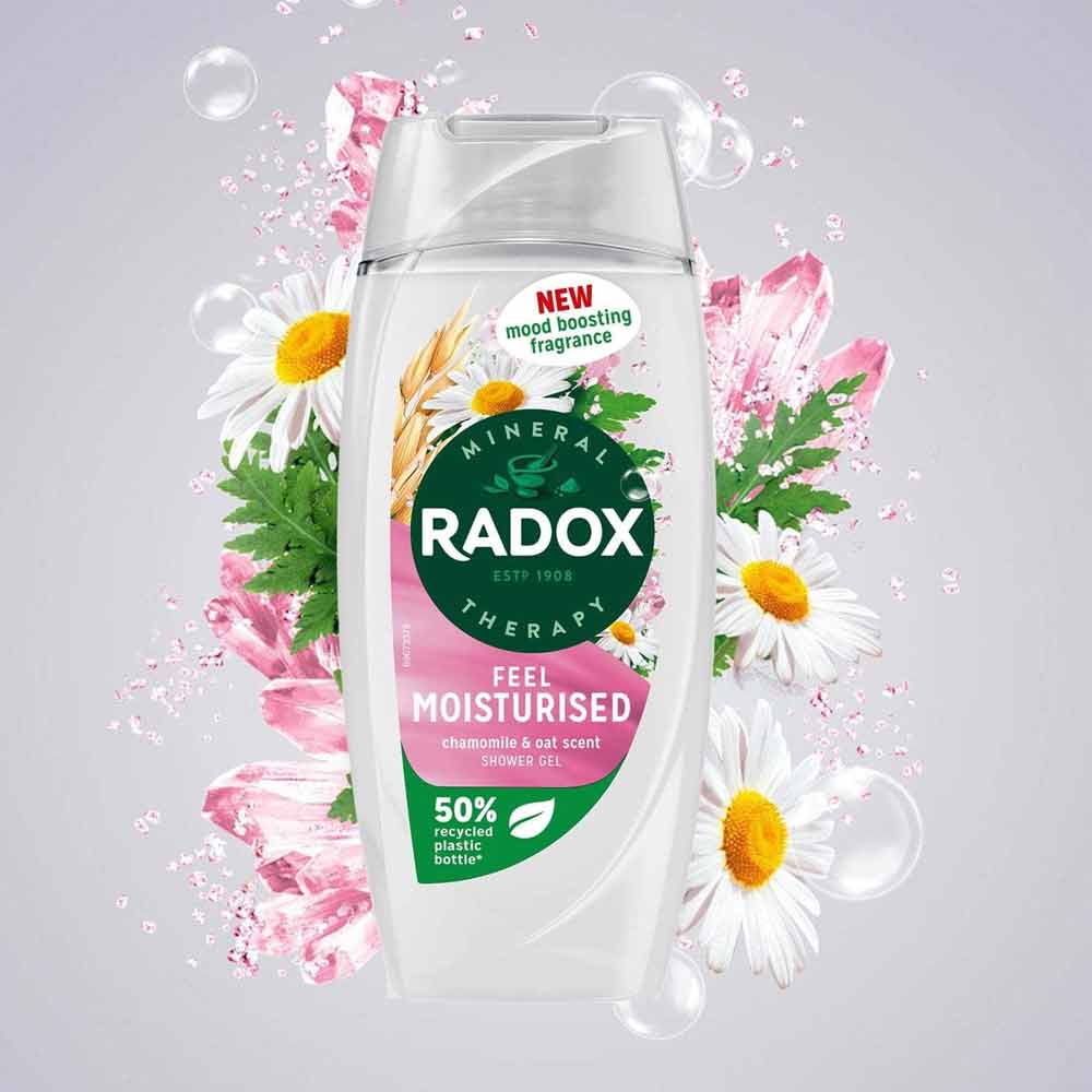 Radox Shower Feel Moisturised Chamomile & Oat Scent Shower Gel 225ml - Image 3